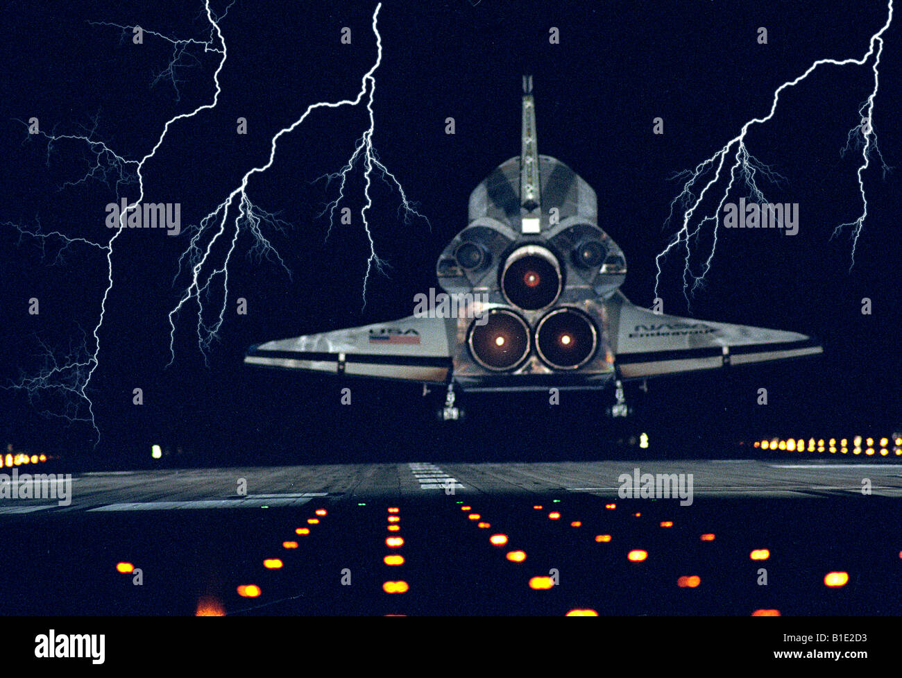 NASA Space Shuttle Endeavour landing during lightning Stock Photo - Alamy