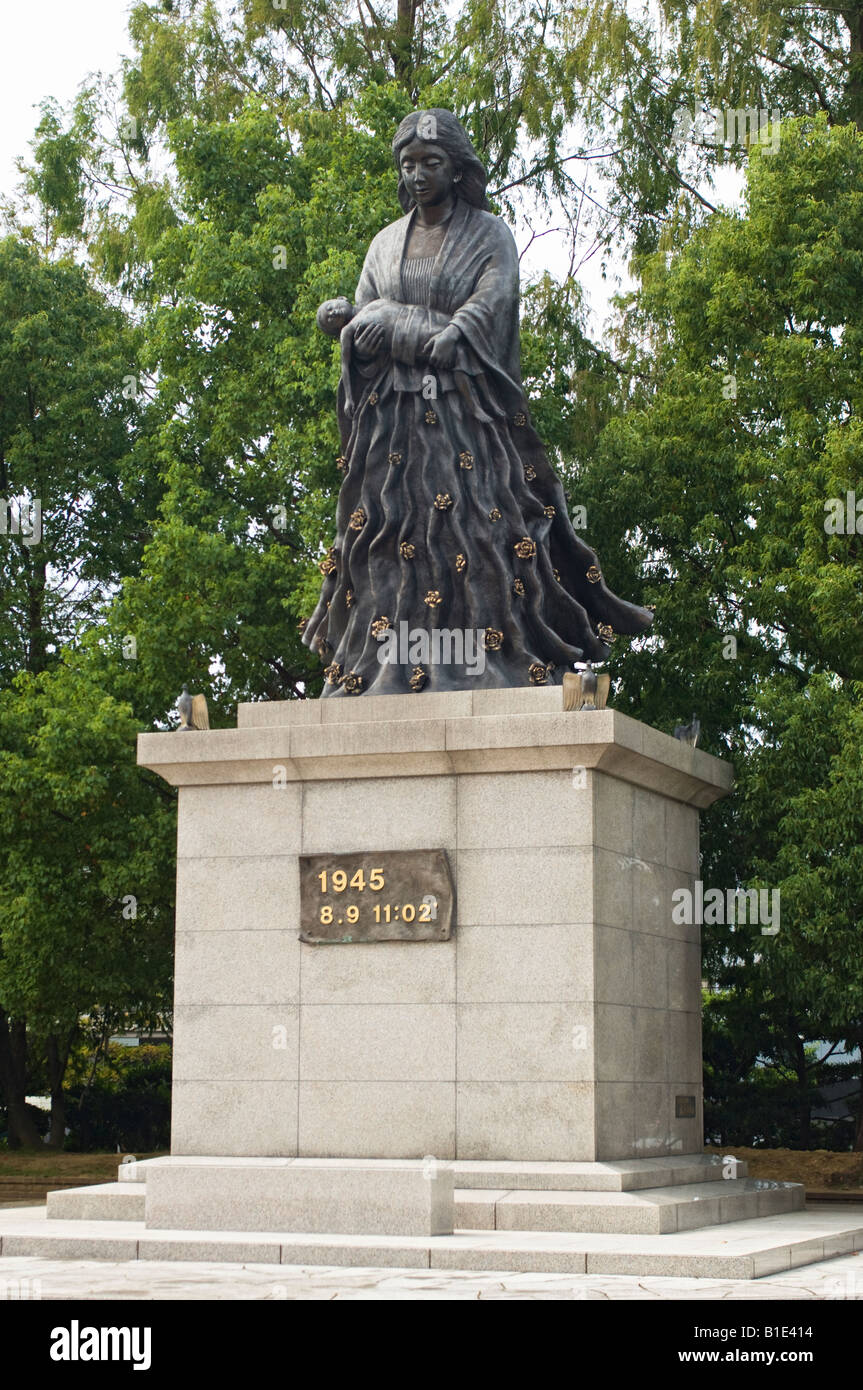 Statue with plaque stating time and date of the Explosion over Nagasaki. Atomic Bomb Hypocentre or Ground Zero, Nagasaki, Japan Stock Photo