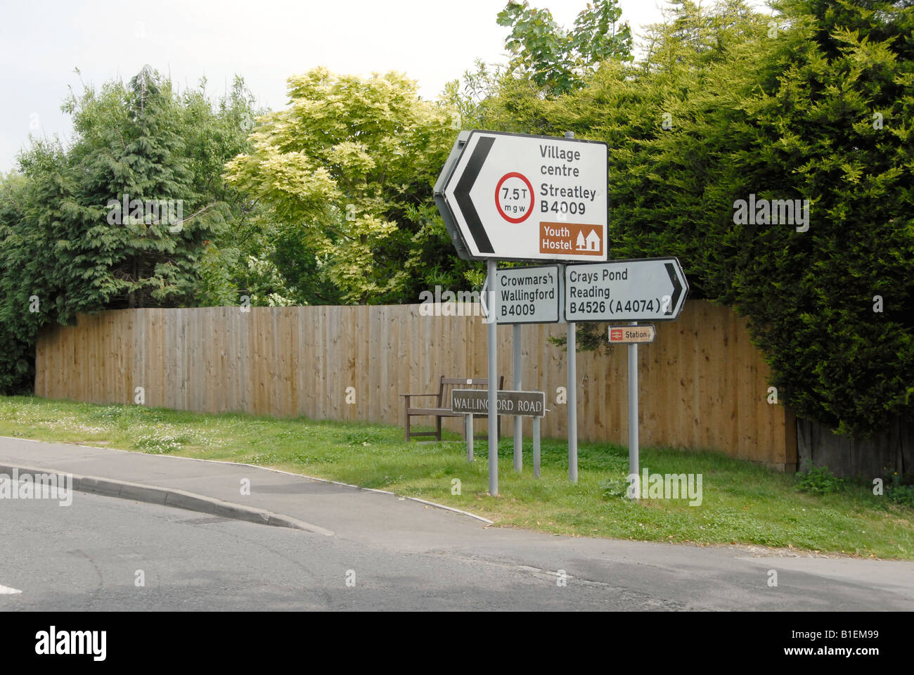 Road junction in Goring on Thames in Oxfordshire Stock Photo