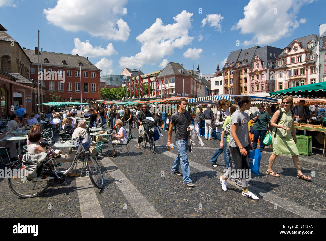 Market on Tuesday on the square in front of the cathedral in the center of the city of Mainz in Germany. Stock Photo