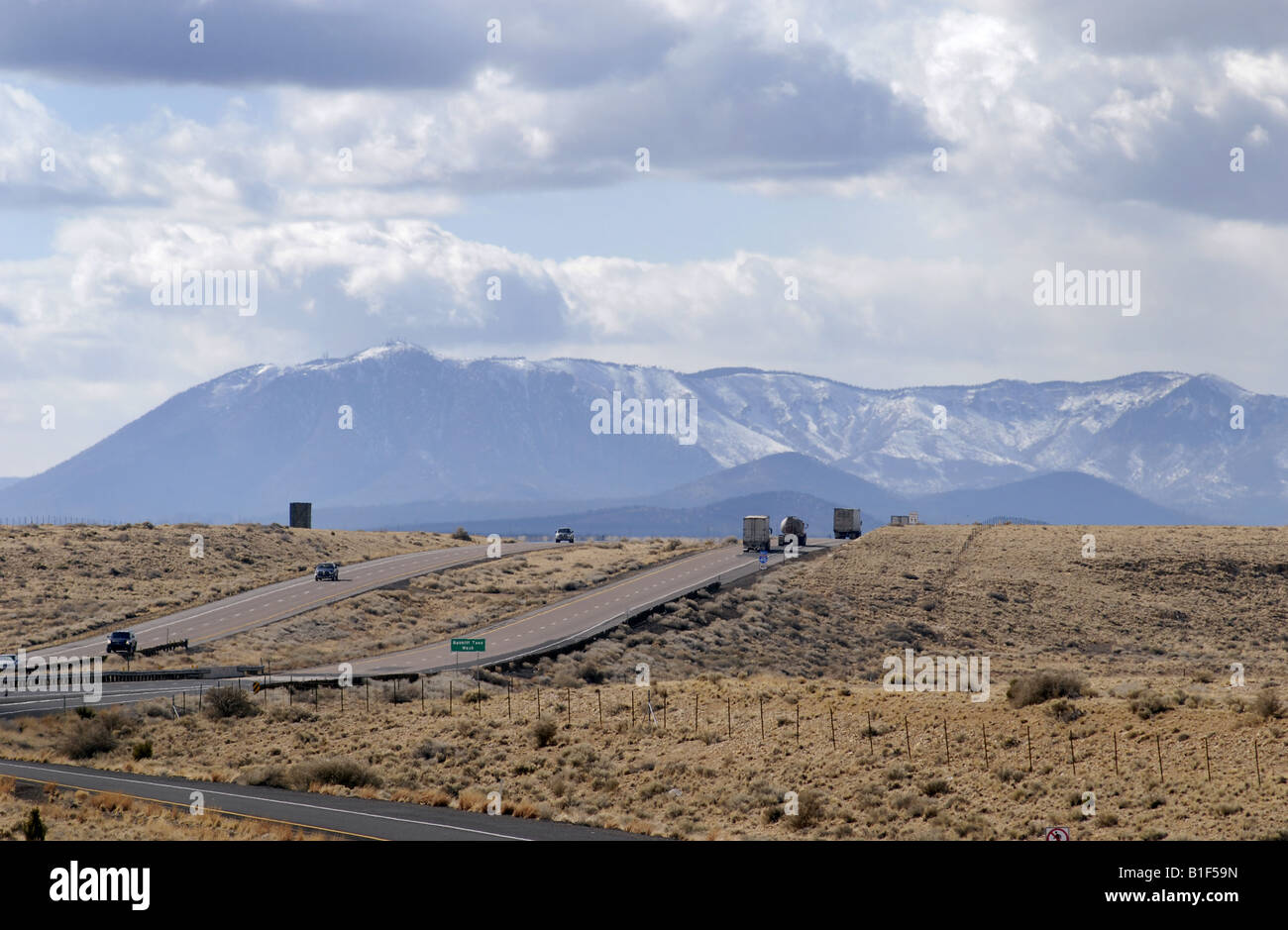 Traffic on interstate 40 east of Flagstaff Arizona Stock Photo Alamy