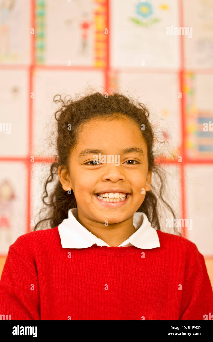 Portrait of African girl smiling Stock Photo - Alamy