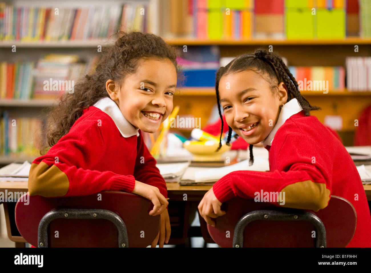 African girl uniform sitting school hi-res stock photography and images ...