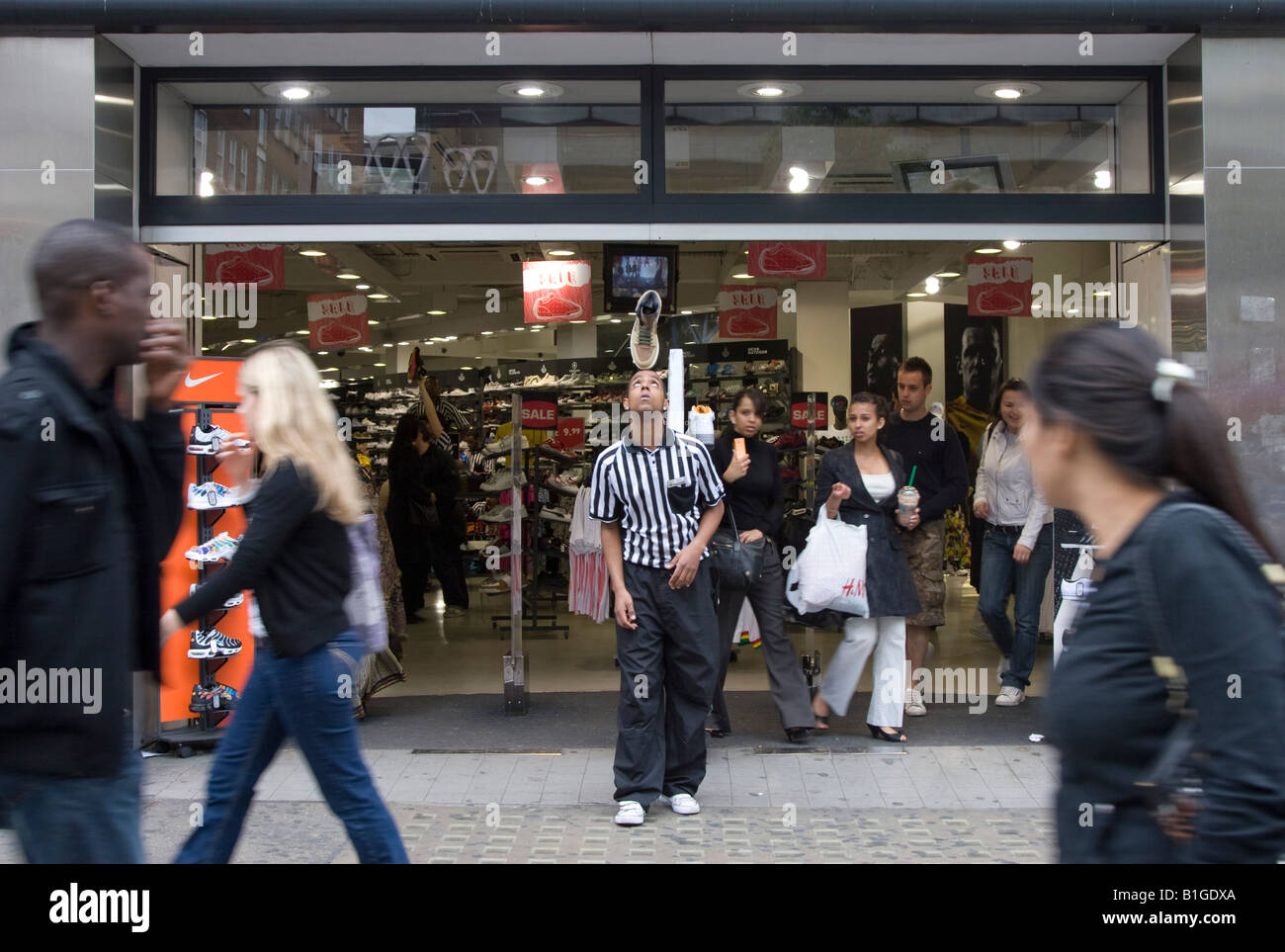 Women foot locker hires stock photography and images Alamy