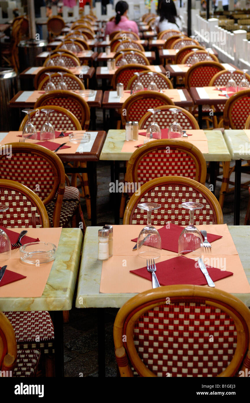 Tables at Restaurant with Red Tablecloth Stock Photo Alamy