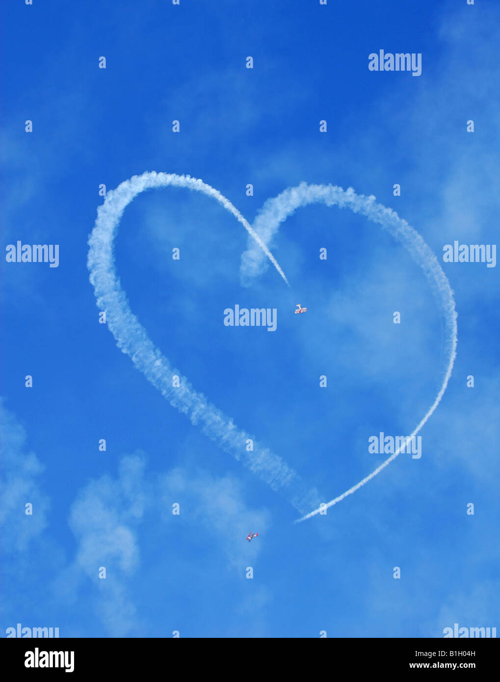 Skywriting Hearts in Sky Stock Photo Alamy