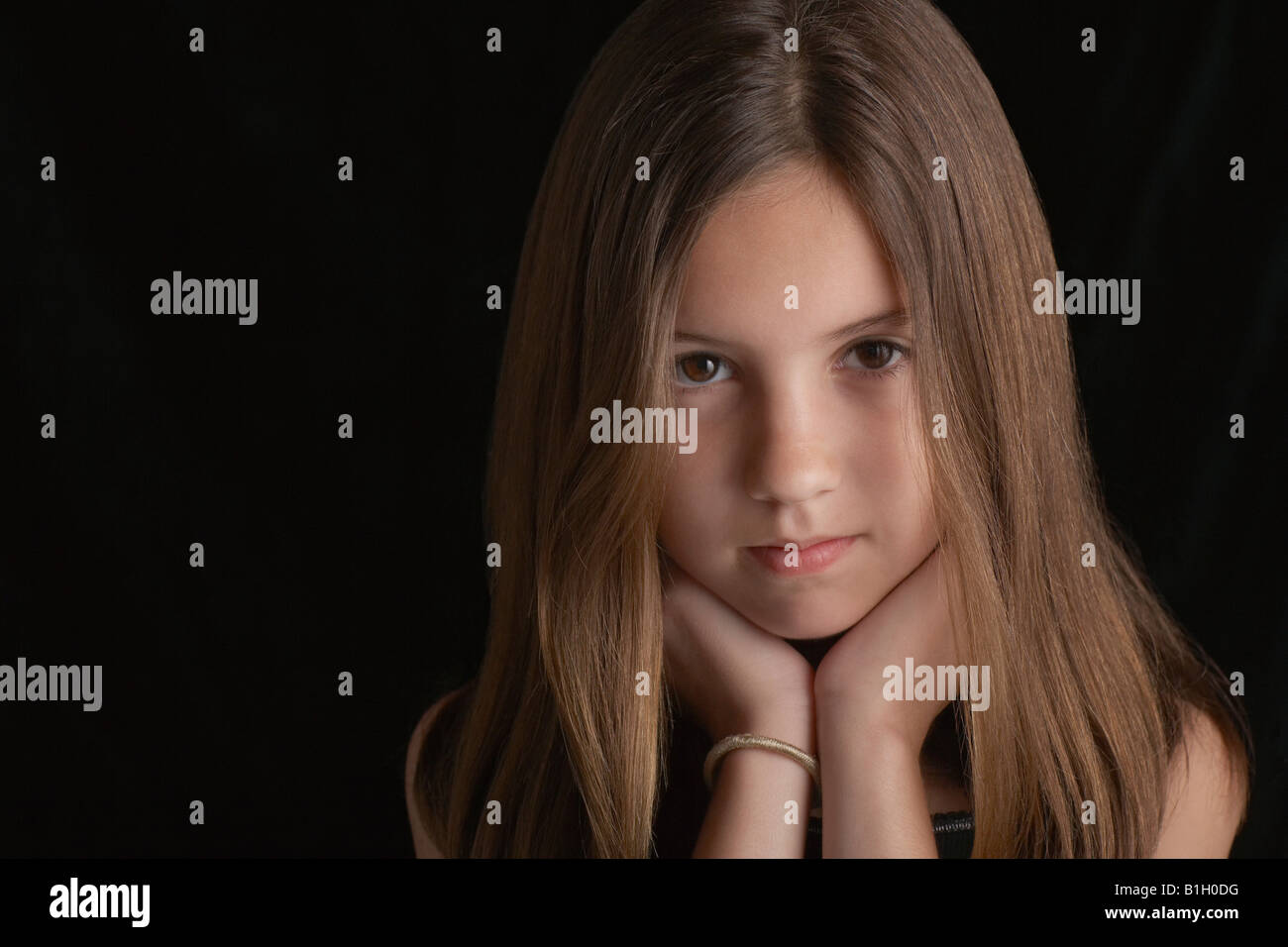 Black pre teen girl hi-res stock photography and images - Alamy