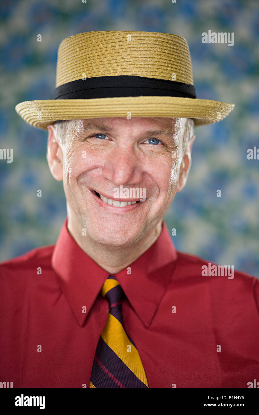 Close up man wearing straw hat hi-res stock photography and images