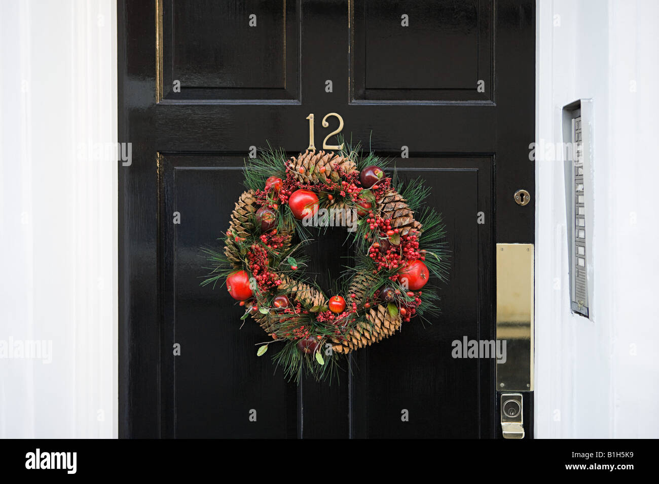 Wreath on a door Stock Photo Alamy