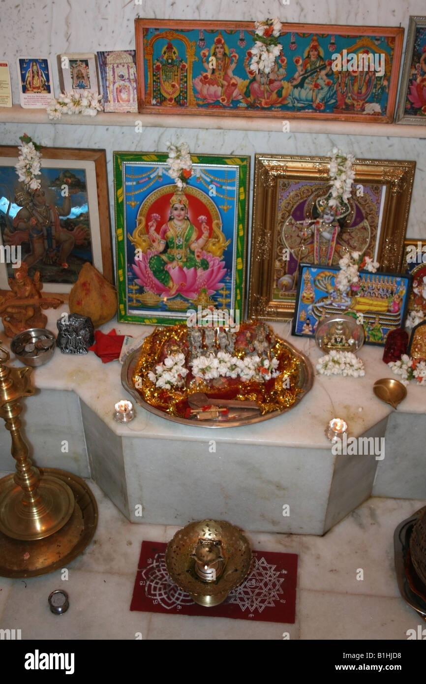 hinduism-shrine