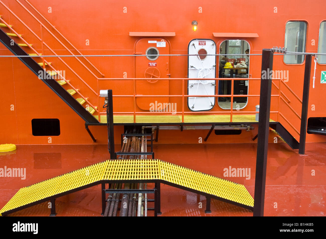 Fuel Barge High Resolution Stock Photography and Images Alamy