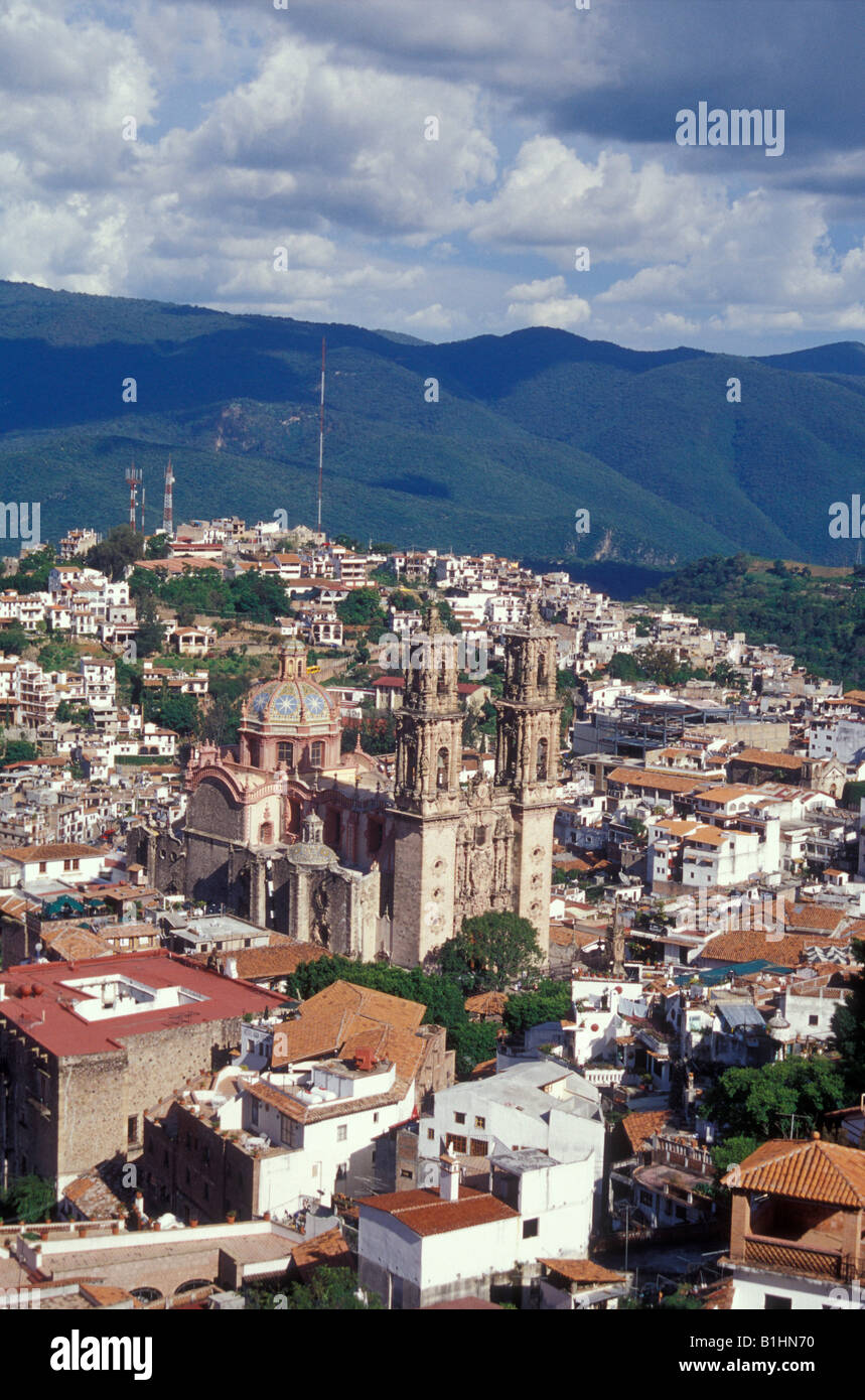 Aerial view of Santa Prisca Church and Taxco, Mexico Stock Photo - Alamy