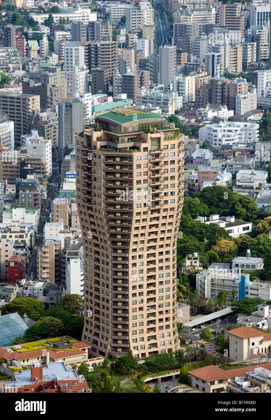 Modern high rise Moto Azabu Hills apartment building in Azabu district of  central Tokyo Japan Stock Photo - Alamy