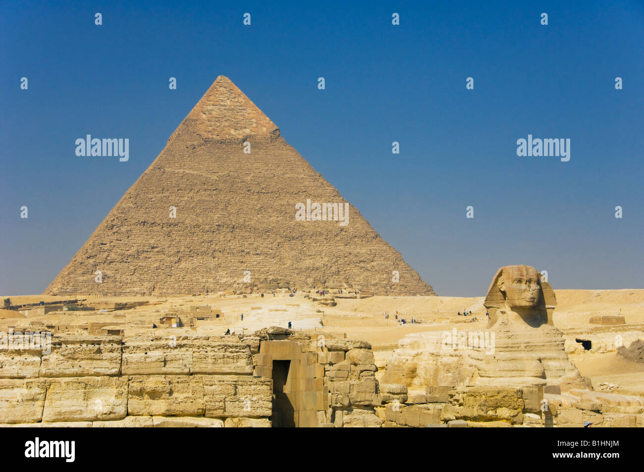 The Khafre pyramid and sphinx on the Giza plateau Egypt Stock Photo - Alamy