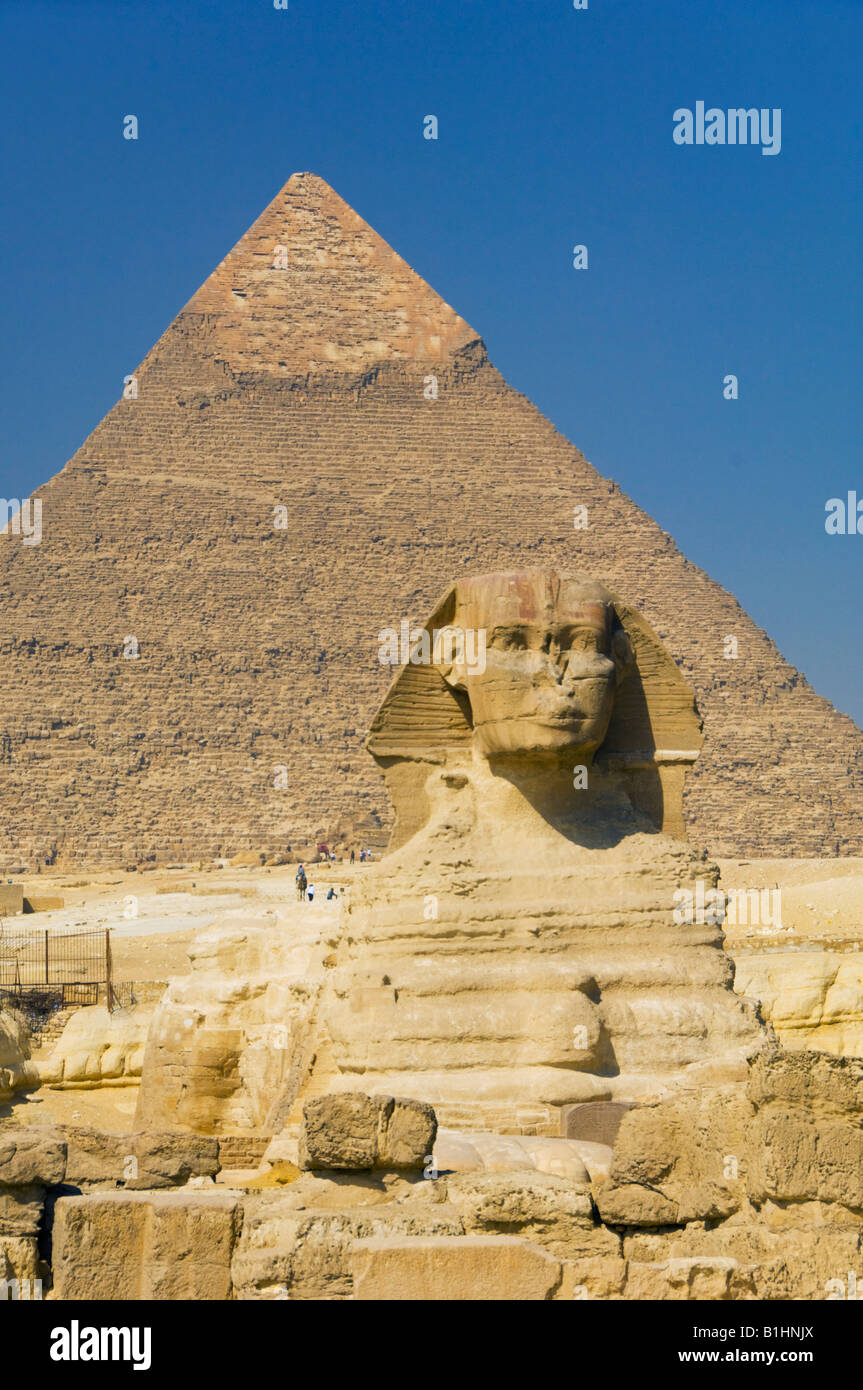 The Khafre pyramid and sphinx on the Giza plateau Egypt Stock Photo - Alamy