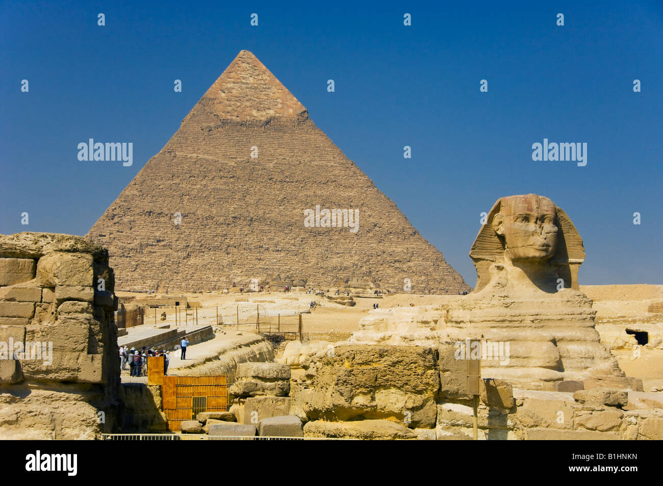 The Khafre pyramid and sphinx on the Giza plateau Egypt Stock Photo - Alamy