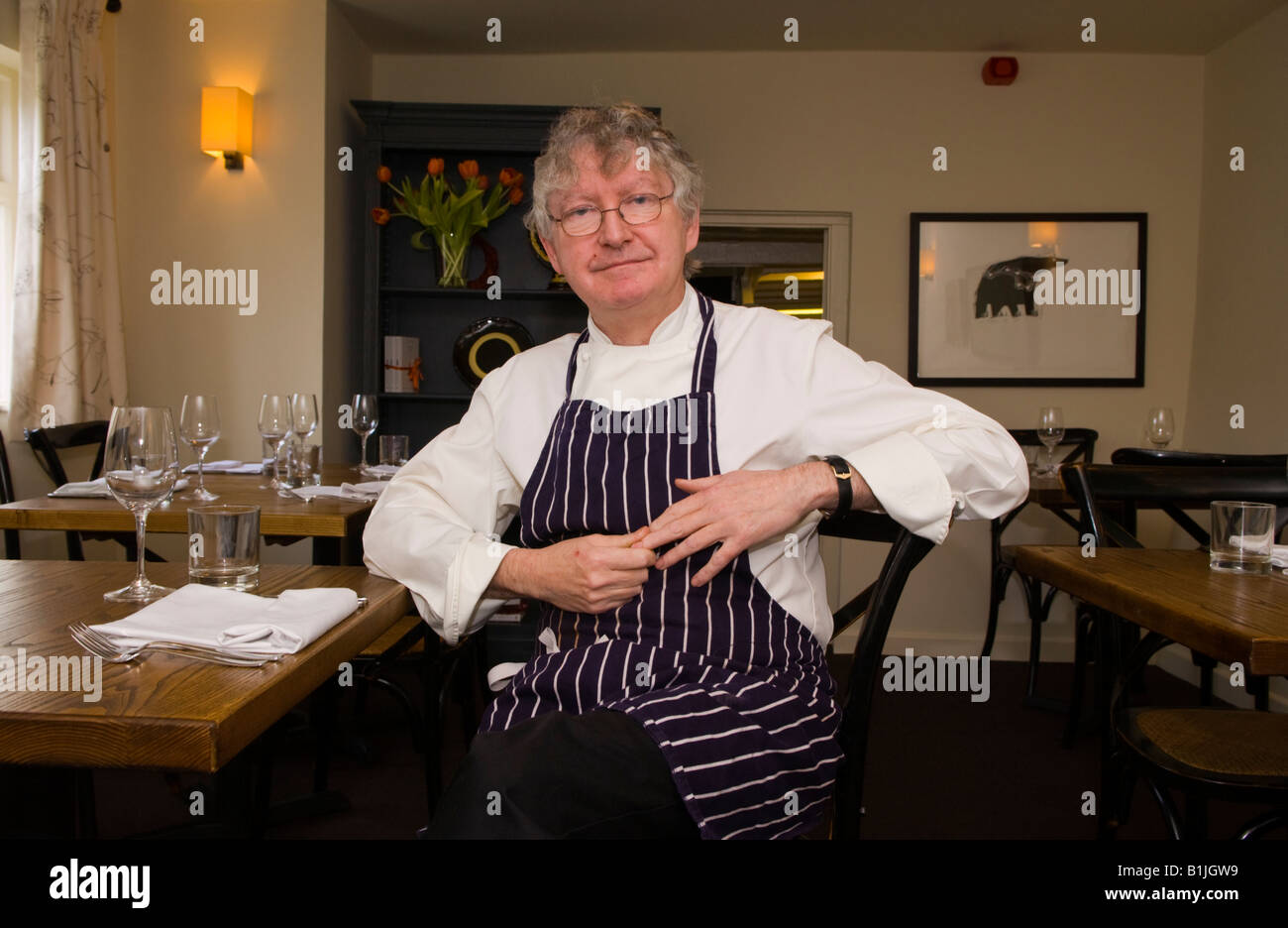 Shaun Hill chef & joint owner of The Walnut Tree Restaurant Llanddewi Skirrid Abergavenny Monmouthshire pictured in dining room Stock Photo