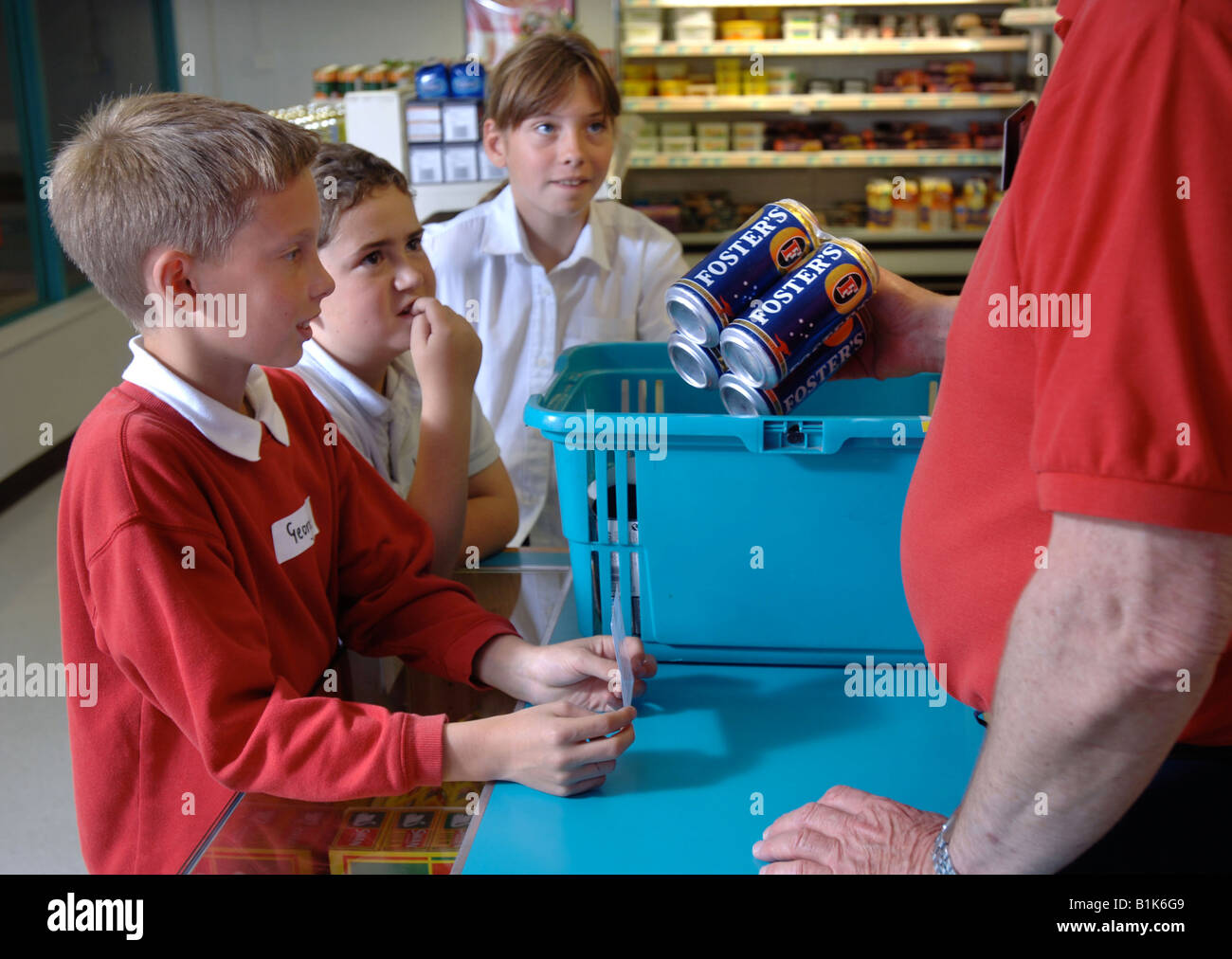 JUNIOR SCHOOL CHILDREN ARE INSTRUCTED IN THE DANGERS OF ALCOHOL IN A