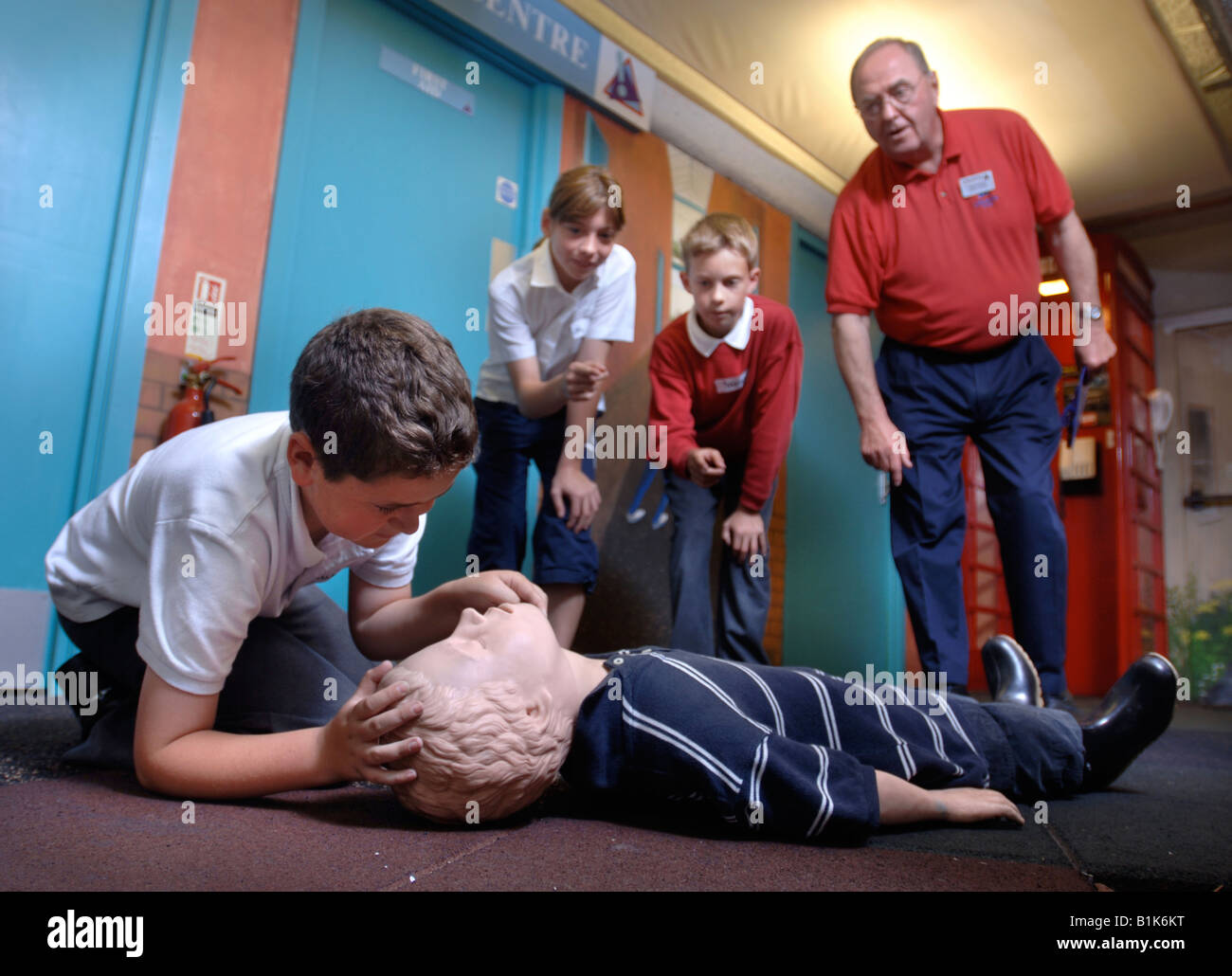 JUNIOR SCHOOL CHILDREN ARE TAUGHT FIRST AID AT THE LIFE SKILLS LEARNING