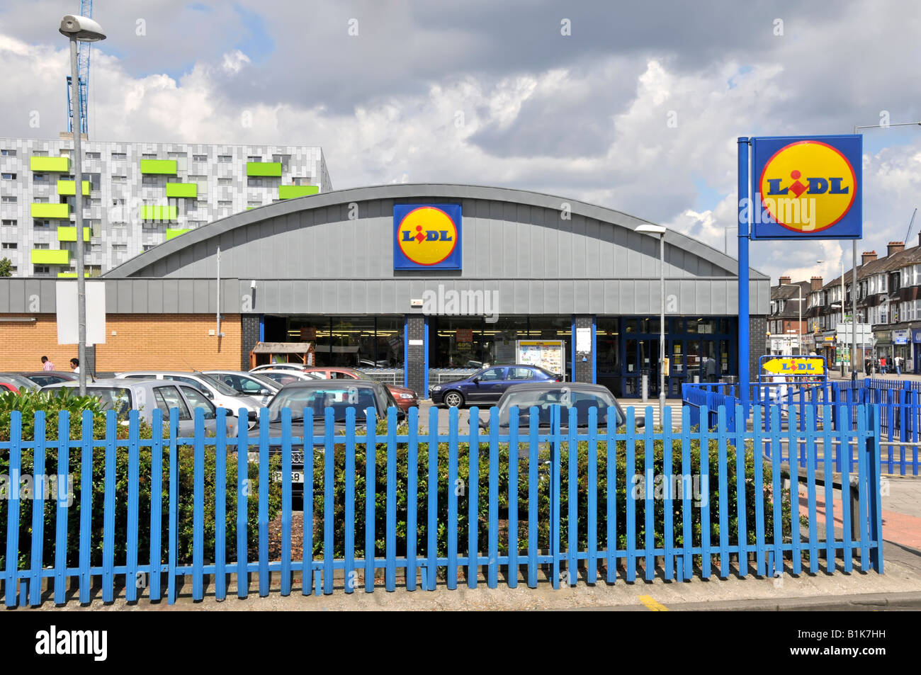 Lidl Low Cost Discount Supermarket Premises And Car Park Barking Stock Photo Alamy Lidl Low Cost Discount Supermarket Premises And Car Park Barking Stock Photo Alamy