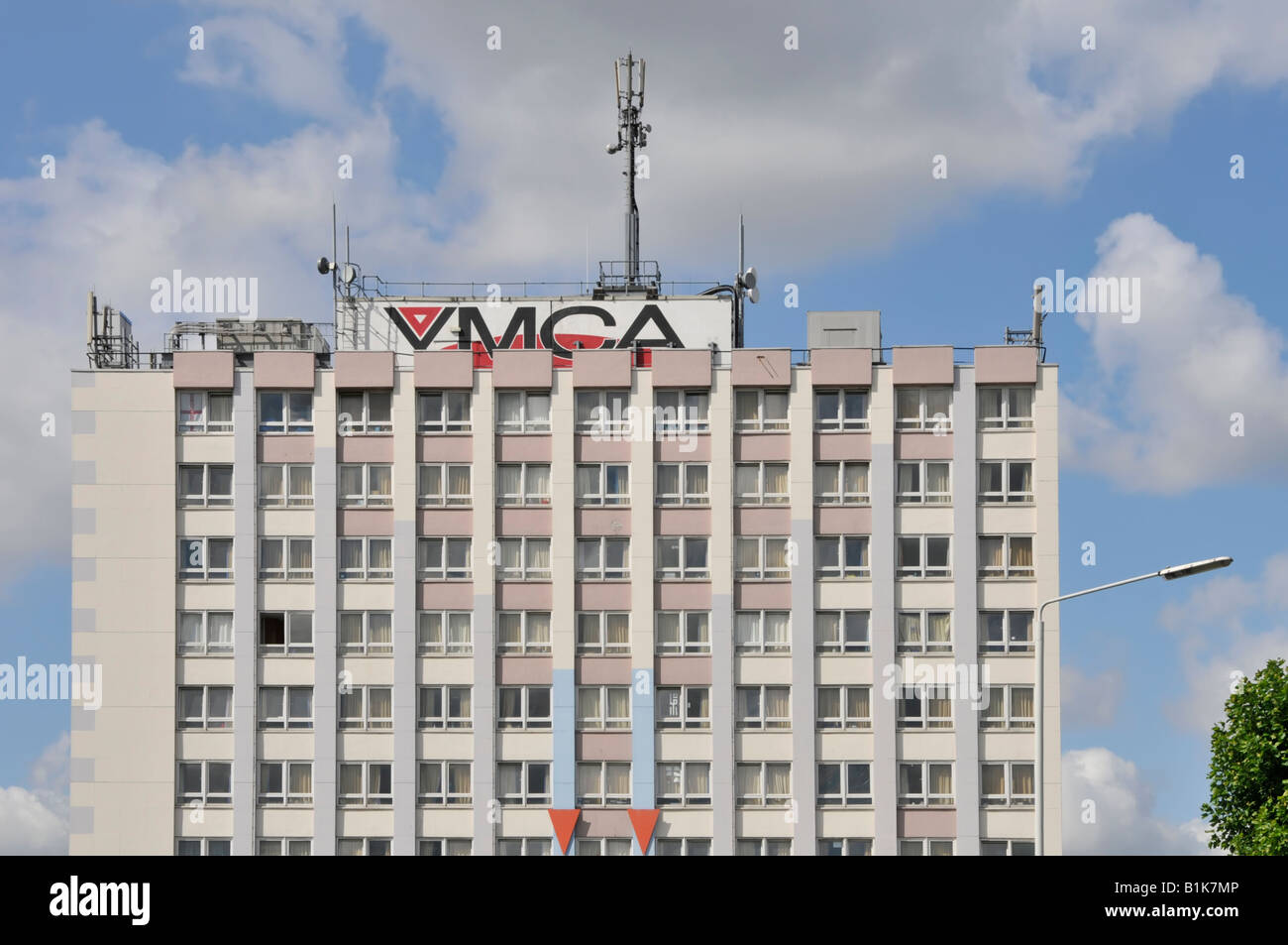 Ymca London Sign Hi res Stock Photography And Images Alamy ymca-london-sign-hi-res-stock-photography-and-images-alamy