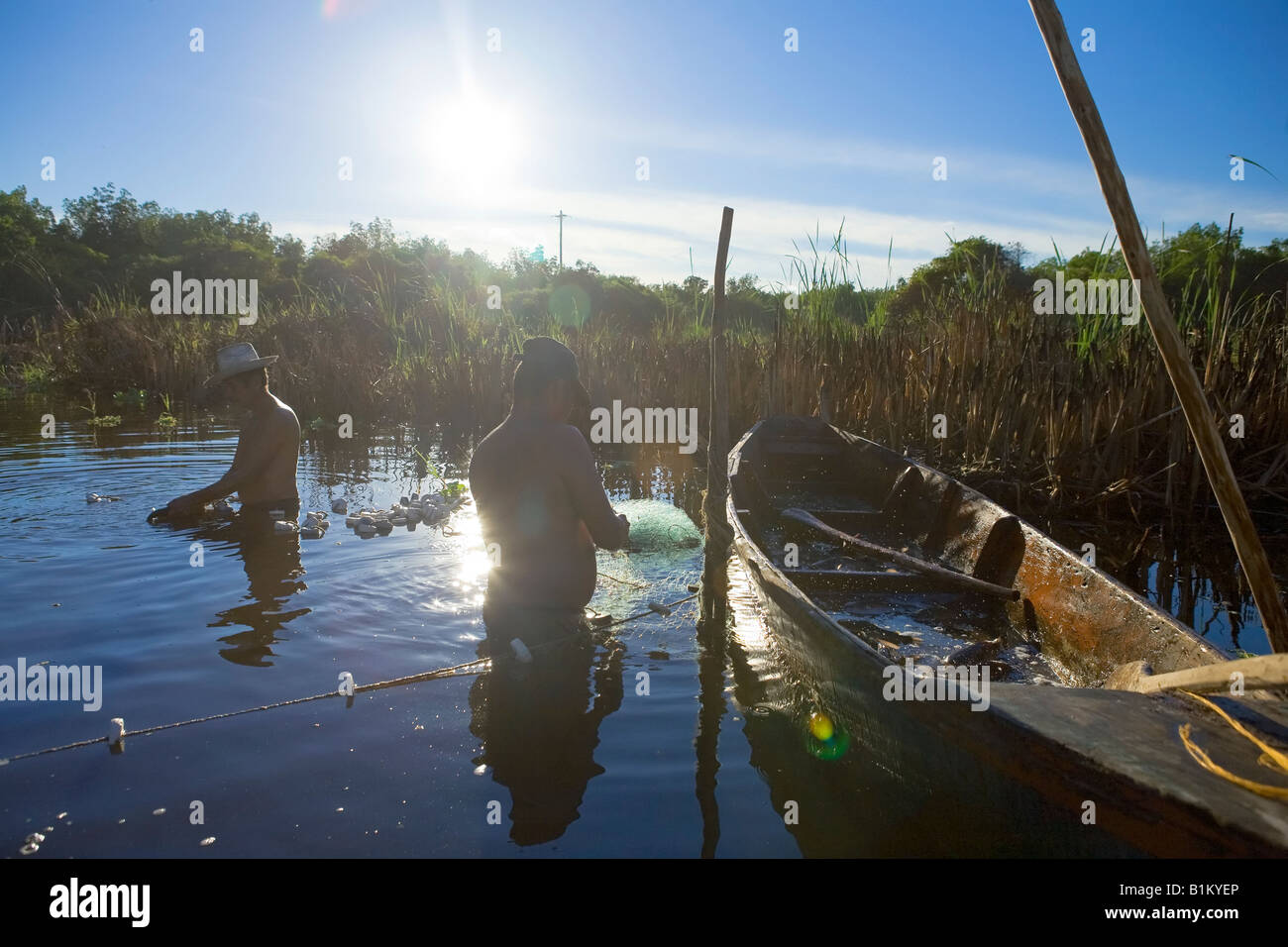 Local Fishermen Monterrico Hawaii Nature Reserve Monterrico Hawaii Biotopo Pacific Coast Guatemala Stock Photo