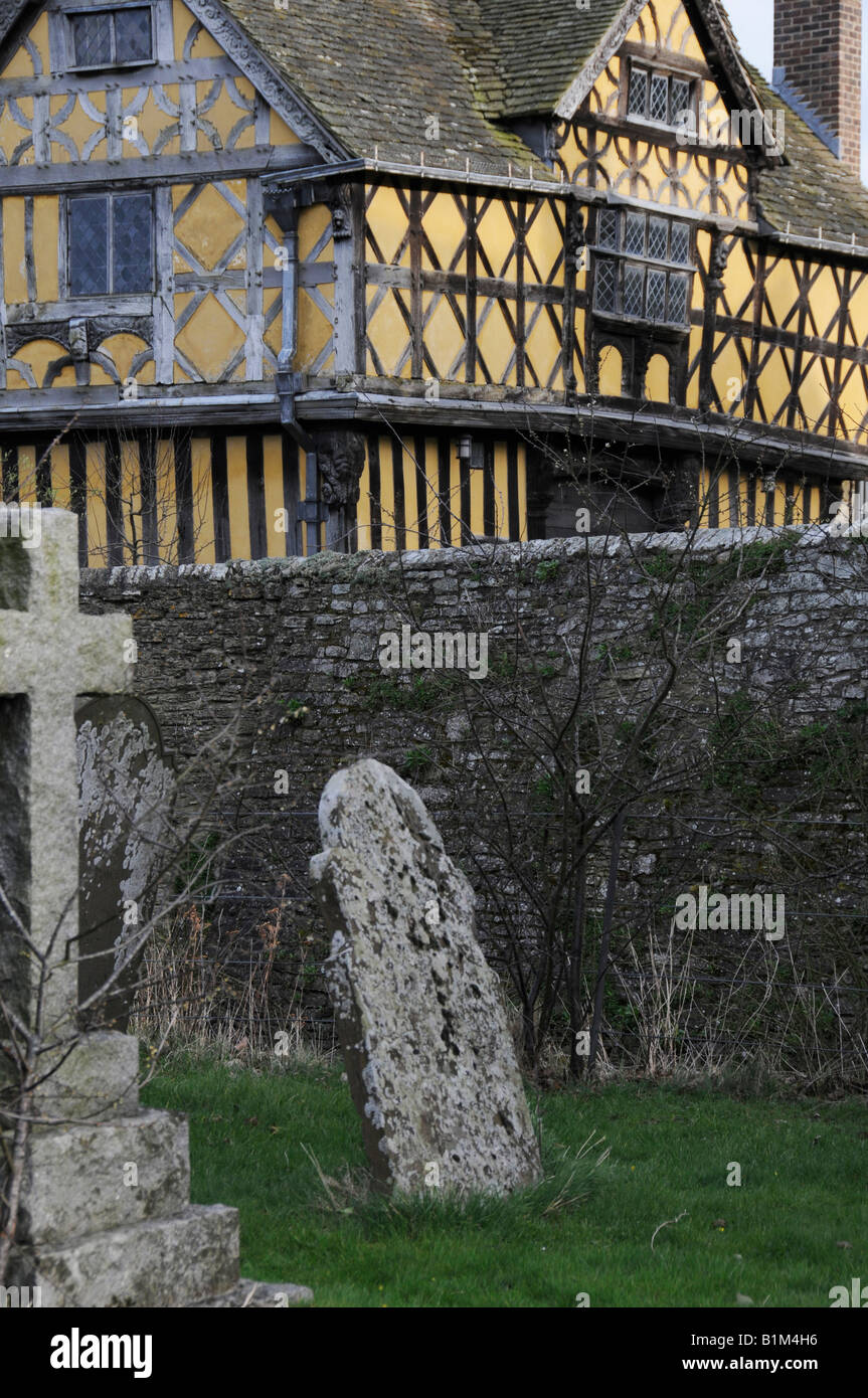 Stokesay Castle gatehouse from the churchyard. Stock Photo
