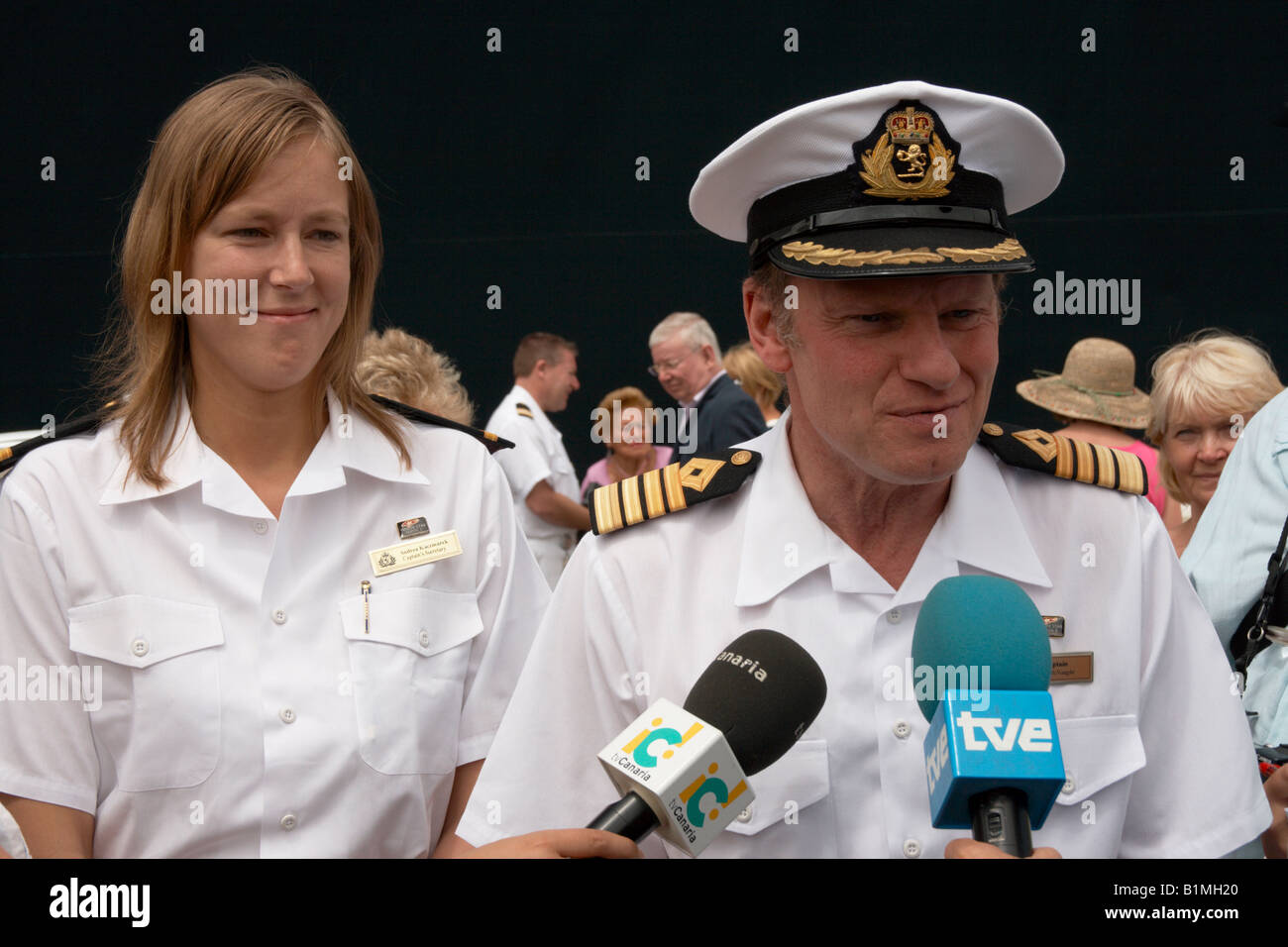 Page 3 - Qe2 Cunard High Resolution Stock Photography and Images - Alamy