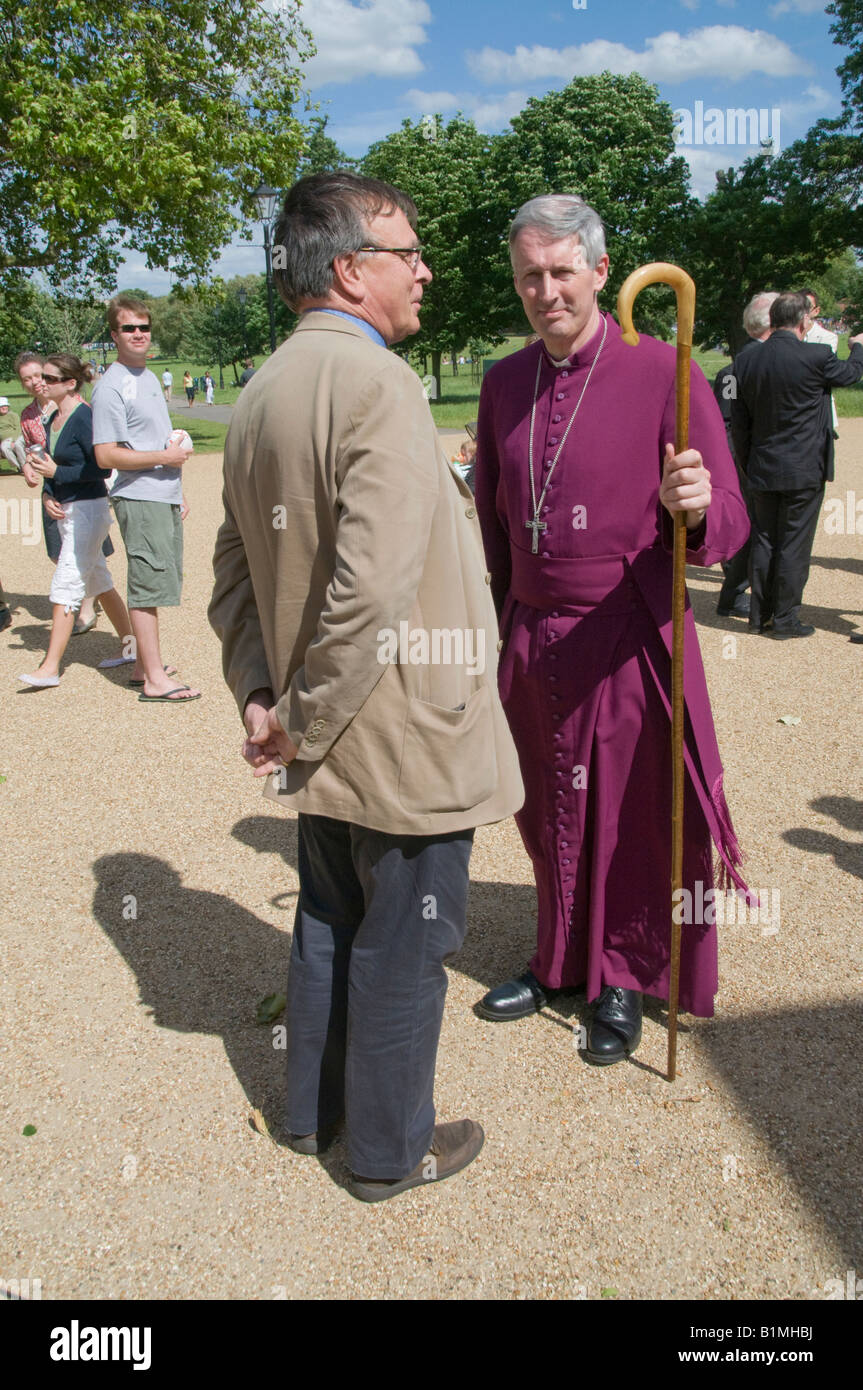 Bishop of Woolwhich and Rector of Holy Trinity David Isherwood at the Empire Windrush 60th anniversary event, Clapham Common Stock Photo