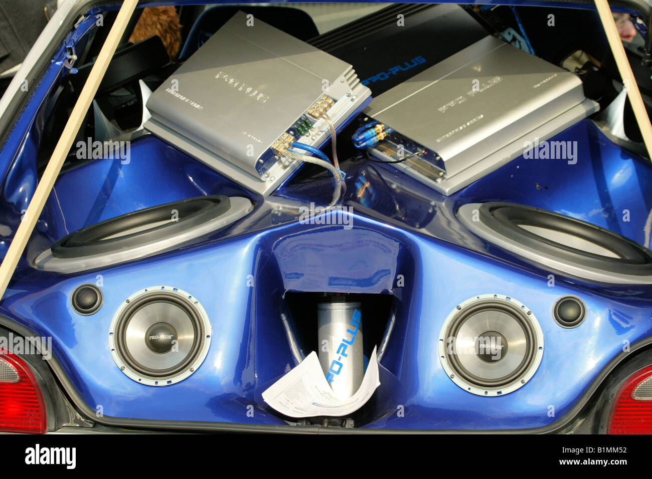 In Car Entertainment, ICE,Subs, Woofers, Tweeters, Stereo,Speakers