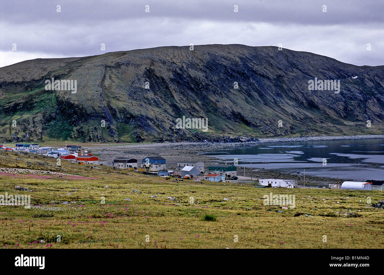 The city of Kangiqsujuaq in the Hudson Bay in Canada Stock Photo