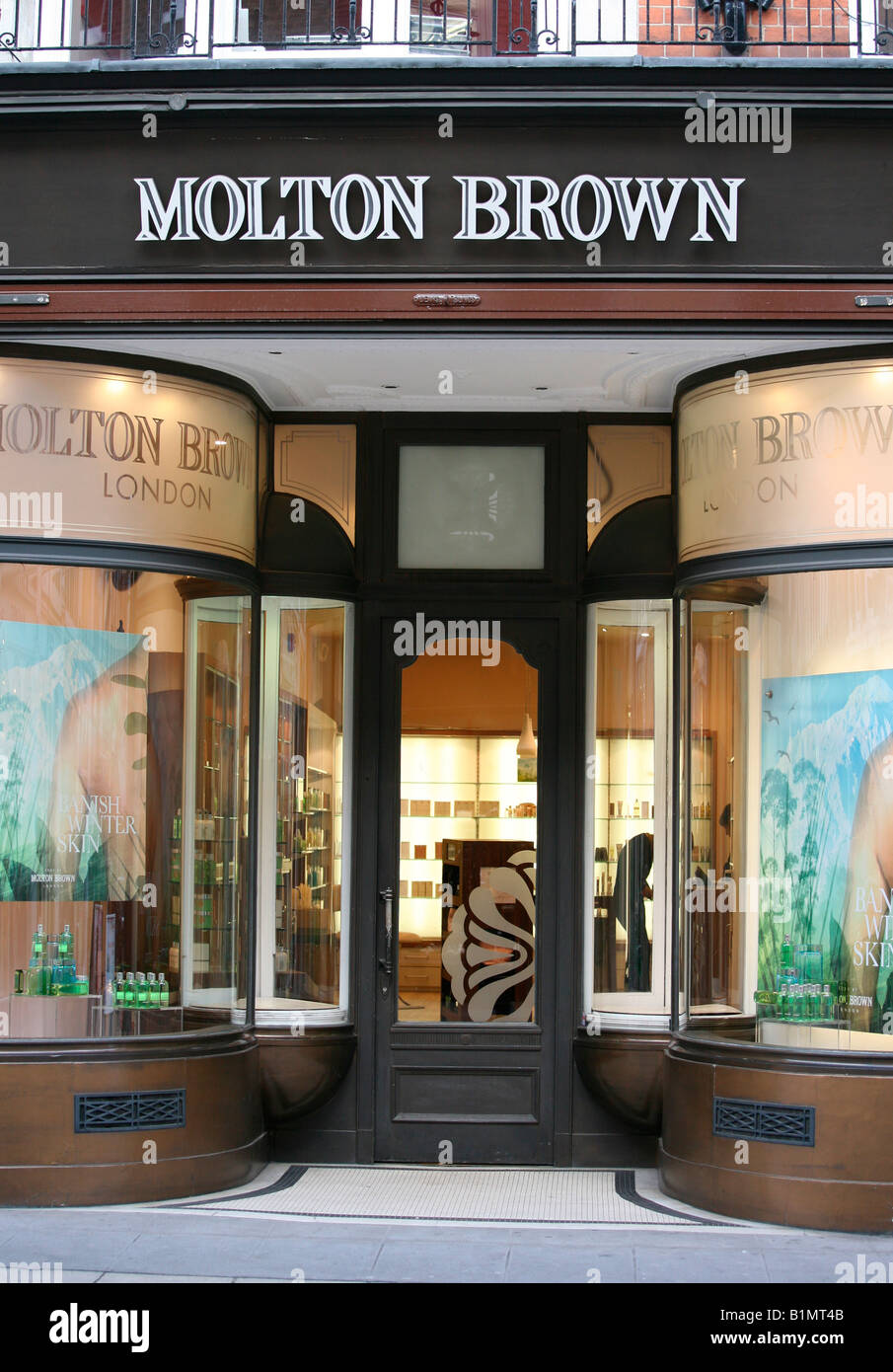 Molton brown hires stock photography and images Alamy