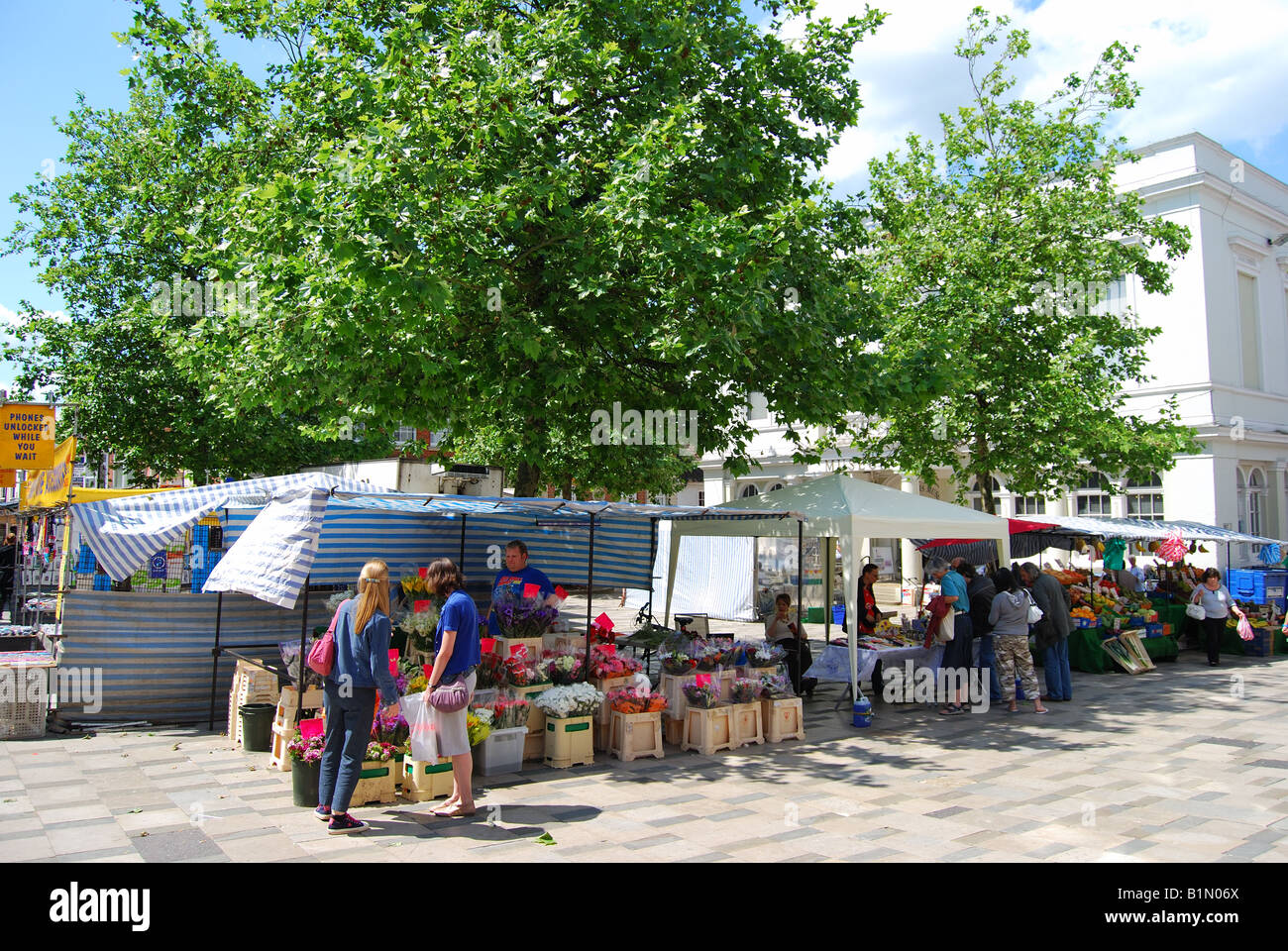 England street market hi-res stock photography and images - Alamy