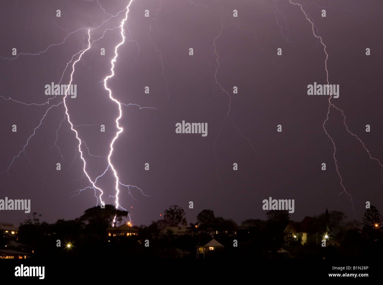 Fork lightning hires stock photography and images Alamy