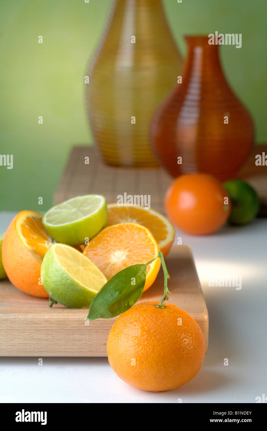 Oranges and limes Stock Photo - Alamy