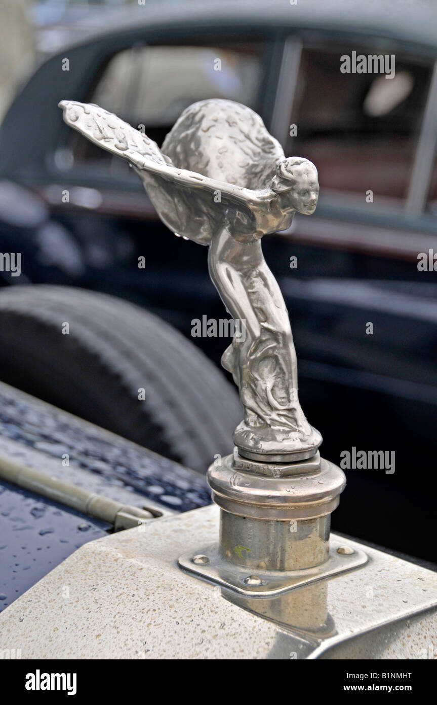 Rolls royce silver lady hi-res stock photography and images - Alamy