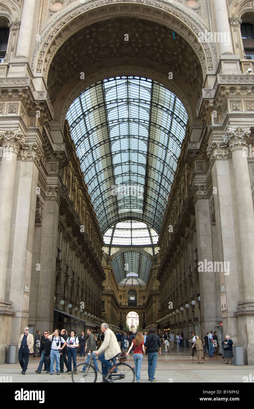 entrance to the Galleria shopping and restaurant arcade in Piazza del Duomo Milano Italia Stock Photo