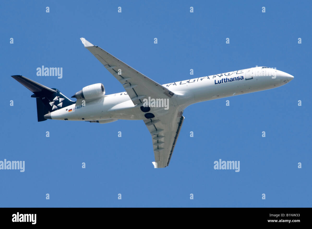 Bombardier CRJ700 regional jet operated by Star Alliance/Lufthansa