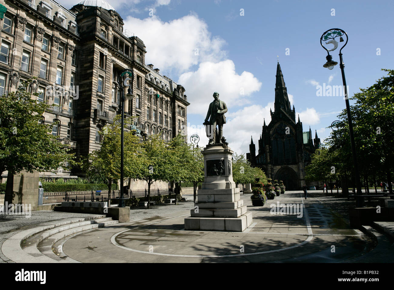 City of Glasgow, Scotland. Cathedral Precinct with the Royal Infirmary Hospital, David Livingston statue and Glasgow Cathedral. Stock Photo
