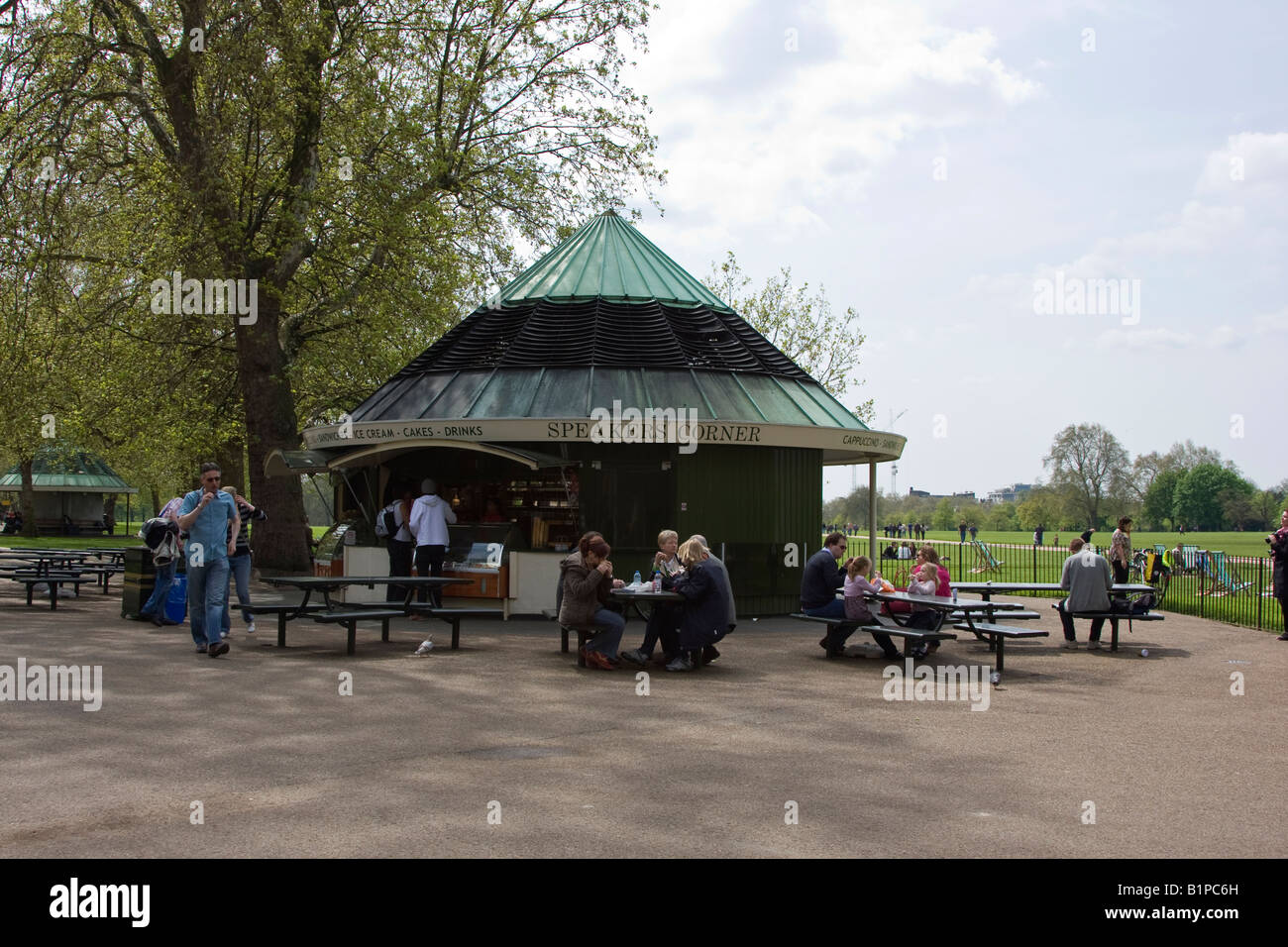 Food Kiosk at Speaker's Corner, Hyde Park, London England Stock Photo