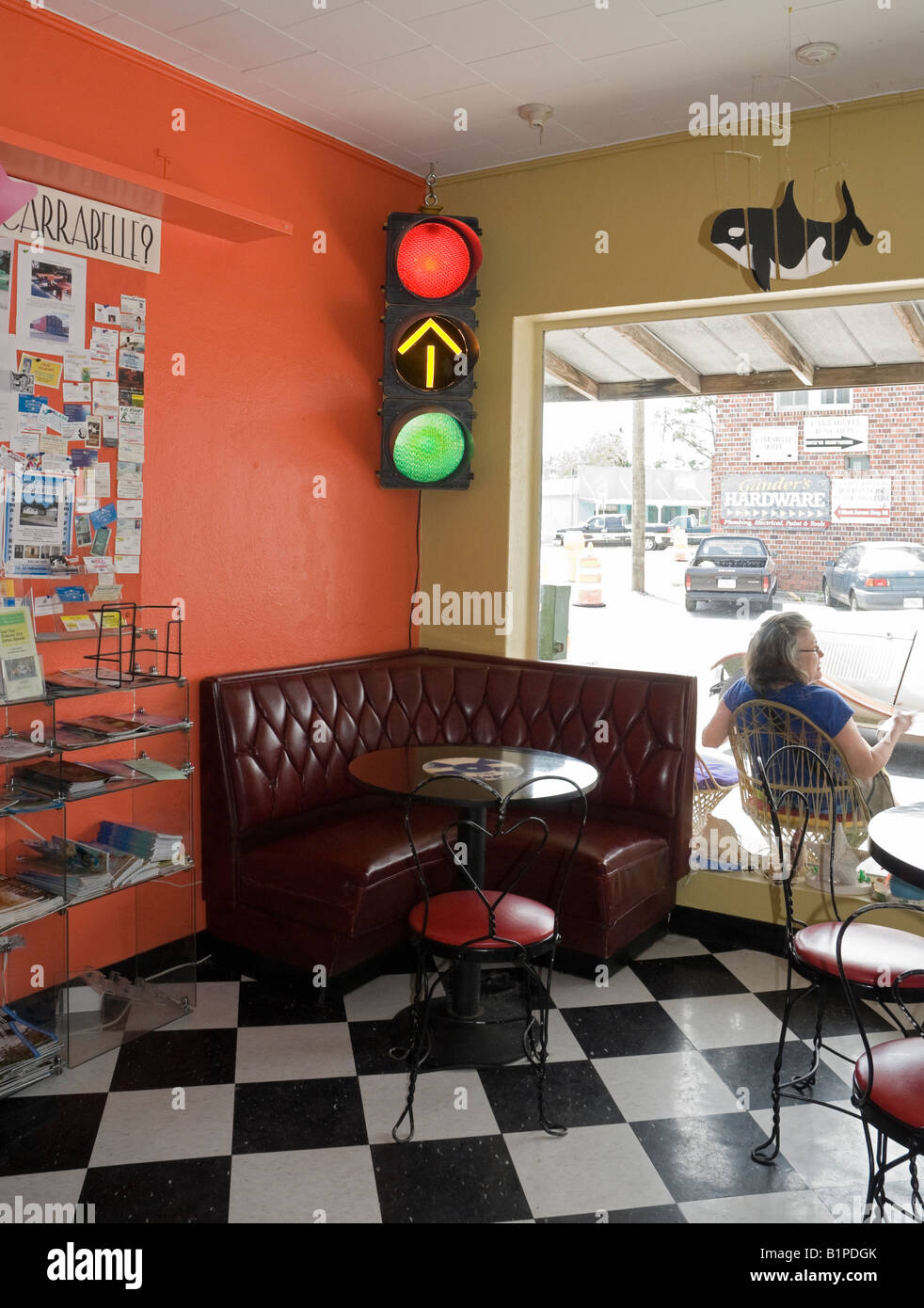 Vintage soda shop table and chairs deals
