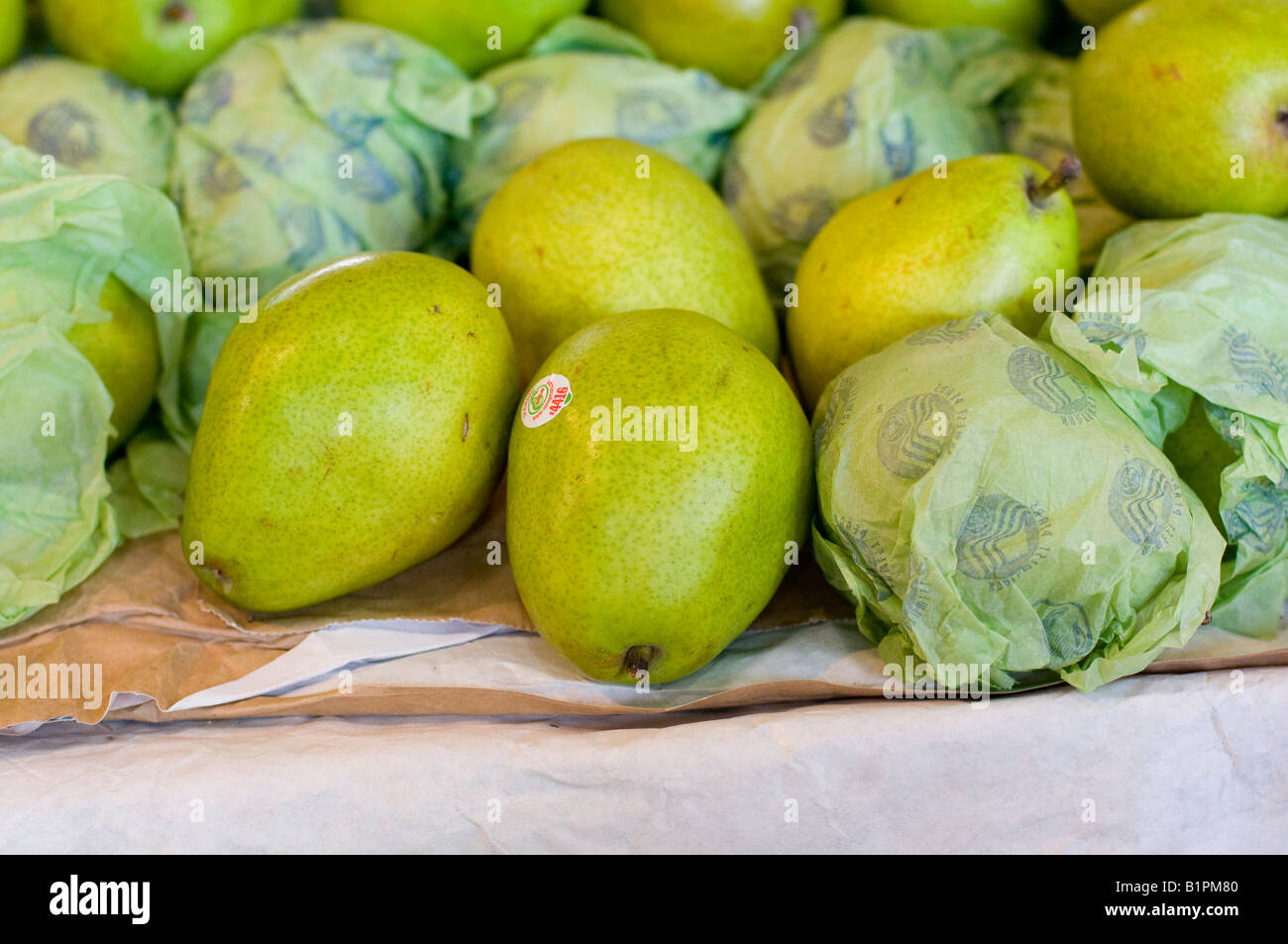 Fresh pears at an open air market, USA Stock Photo - Alamy