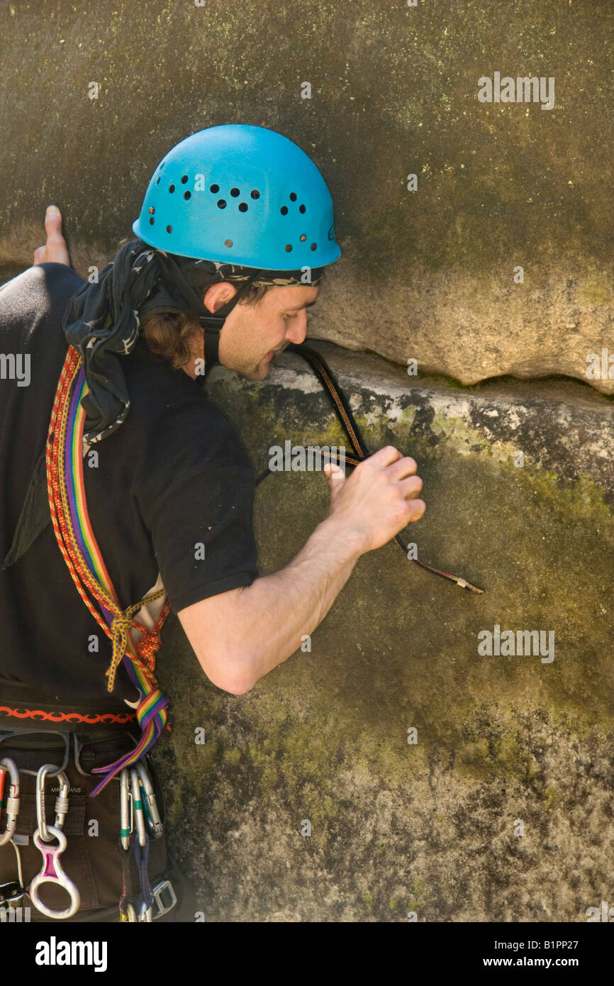 Tradclimbing hires stock photography and images Alamy