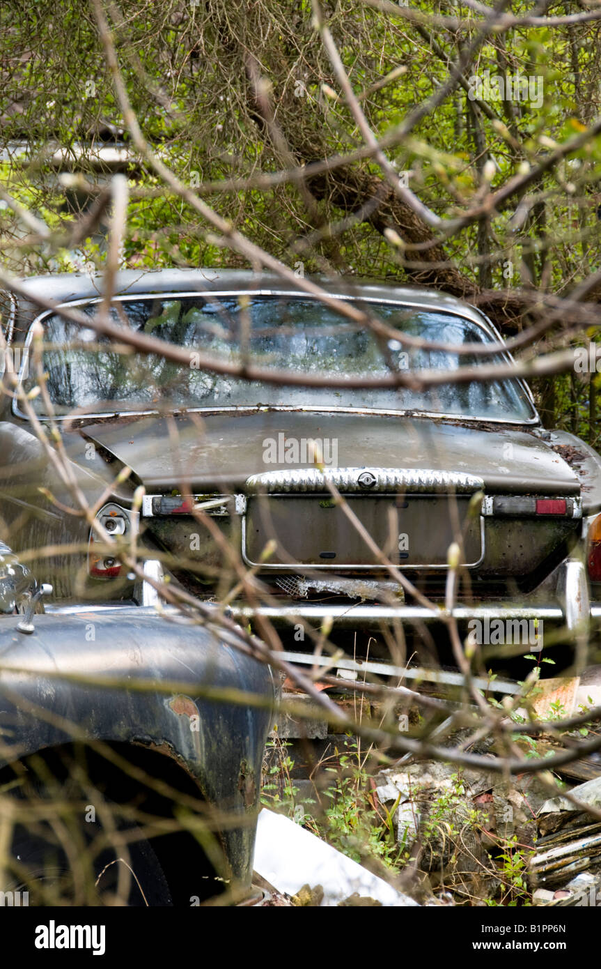 Car scrap uk hi-res stock photography and images - Alamy