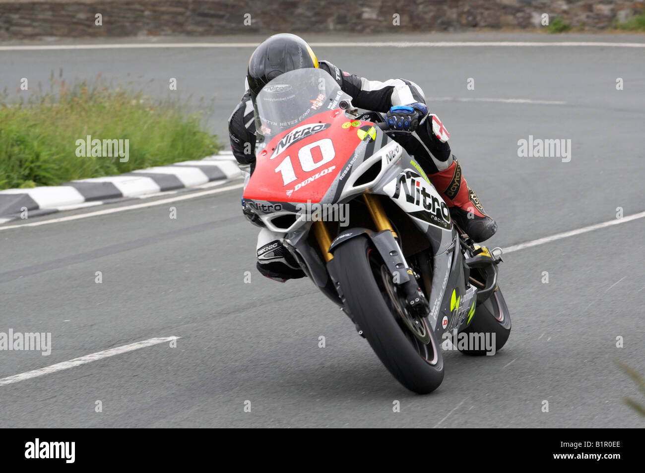 Steve Plater exits the Gooseneck during the 2008 Isle of Man Superstock TT on his Nitro-Phase One Endurance Team Yamaha R1. Stock Photo