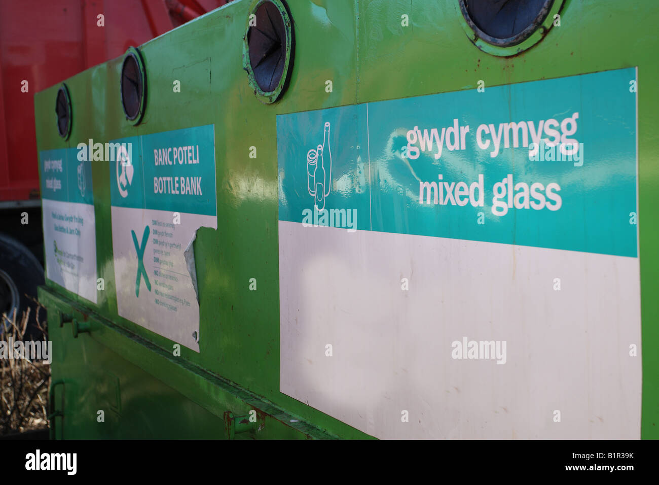 RECYCLING BOTTLE BANK Stock Photo Alamy