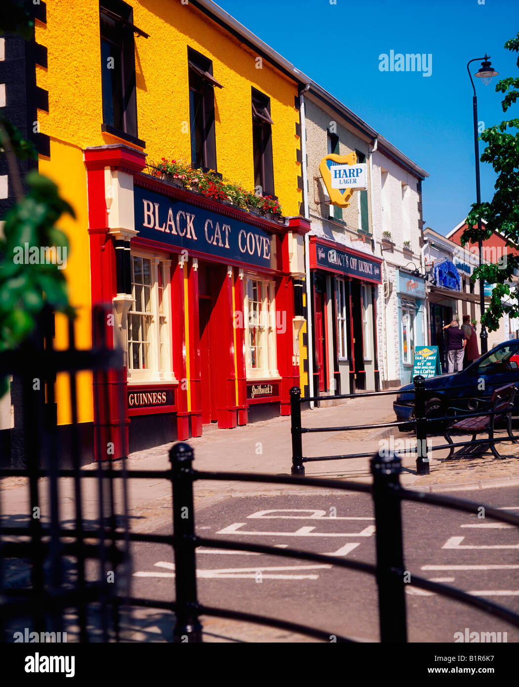 Belleek, Co Fermanagh, Northern Ireland, Traditional Pub Stock Photo