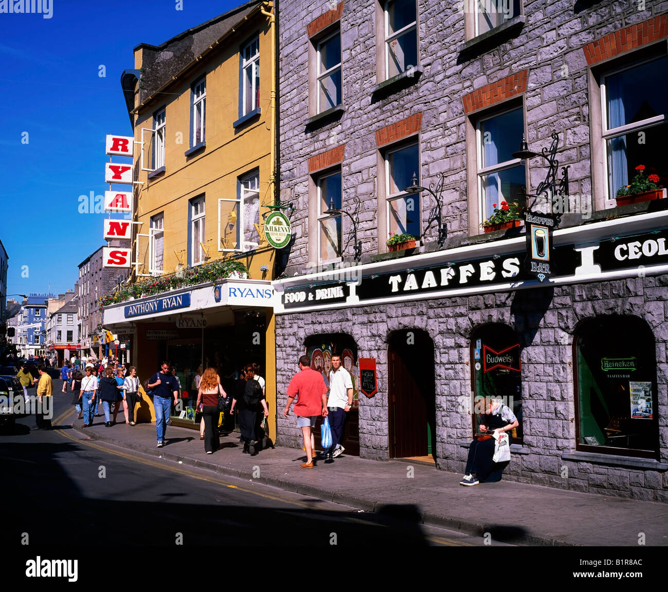 Galway City, Co Galway, Ireland, Quay Street Stock Photo Alamy