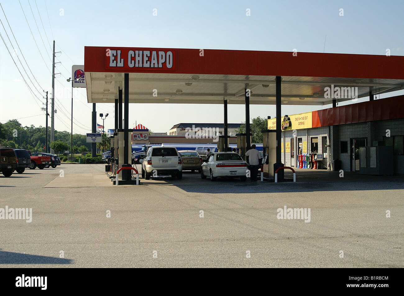 Americana - Georgia gas station, longer view Stock Photo
