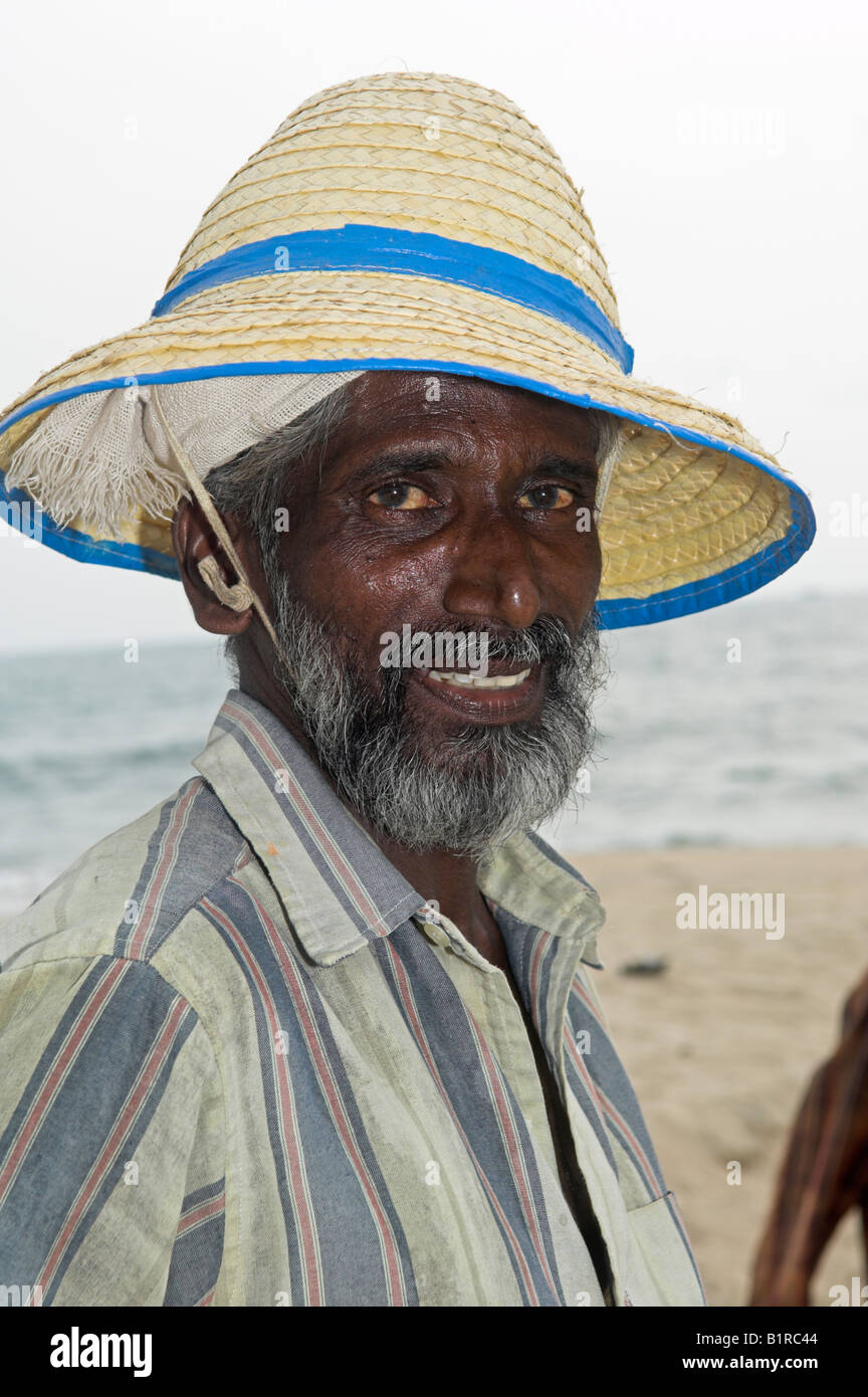 Indian older man hi-res stock photography and images - Alamy